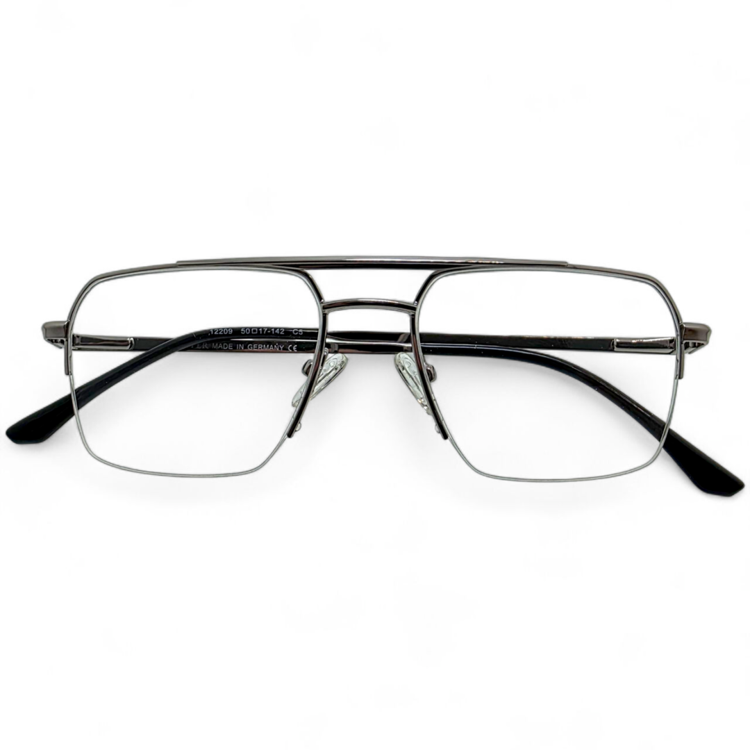 Stepper eyeglasses in Lahore