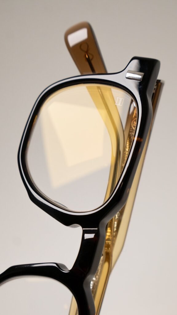 Zeiss DuraVision Gold in Pakistan